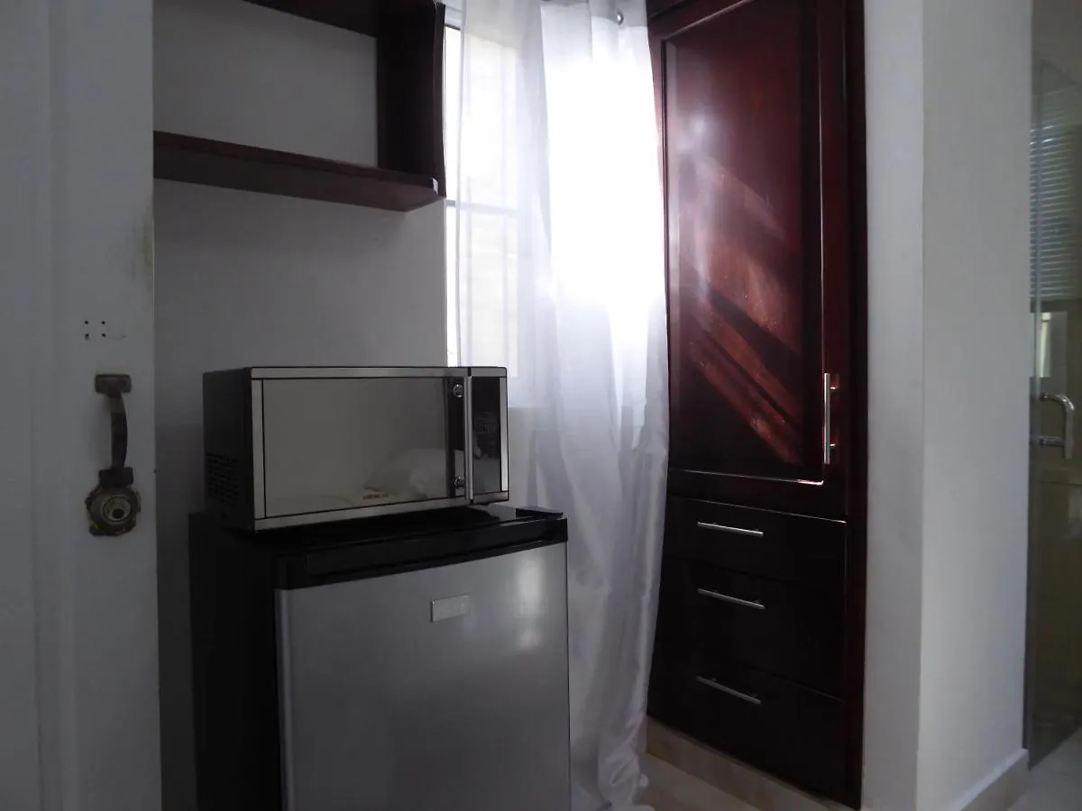 Cozy Studios-Private Entrance- Hs Internet-Ac-Hot Water-Backup Generator-Near The Beach Puerto Plata Dominican Republic