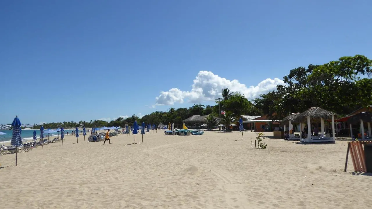 Cozy Studios-Private Entrance- Hs Internet-Ac-Hot Water-Backup Generator-Near The Beach 푸에르토플라타 B&B
